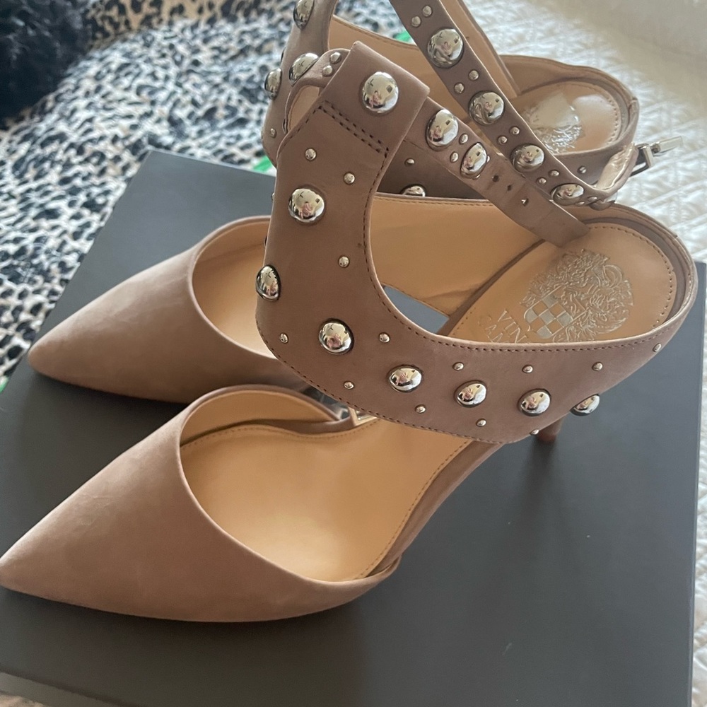 Vince Camuto Ledana studded heels - Sz 10